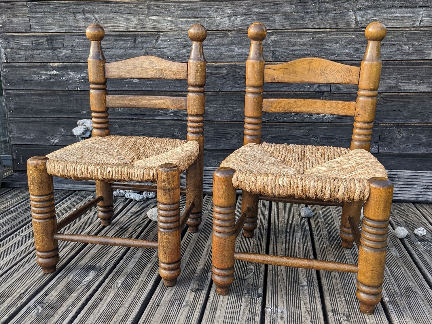 Duo of brutalist straw-covered oak chairs 1940-1950 # Charles Dudouyt