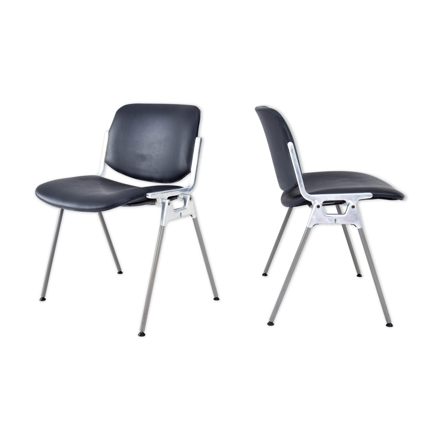DSC 106 Italian modern chairs by Giancarlo Piretti for Castelli