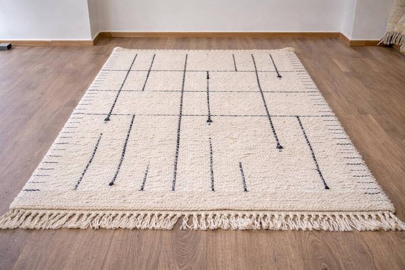 Pure wool rug, traditionally handwoven, size 2/3 m.