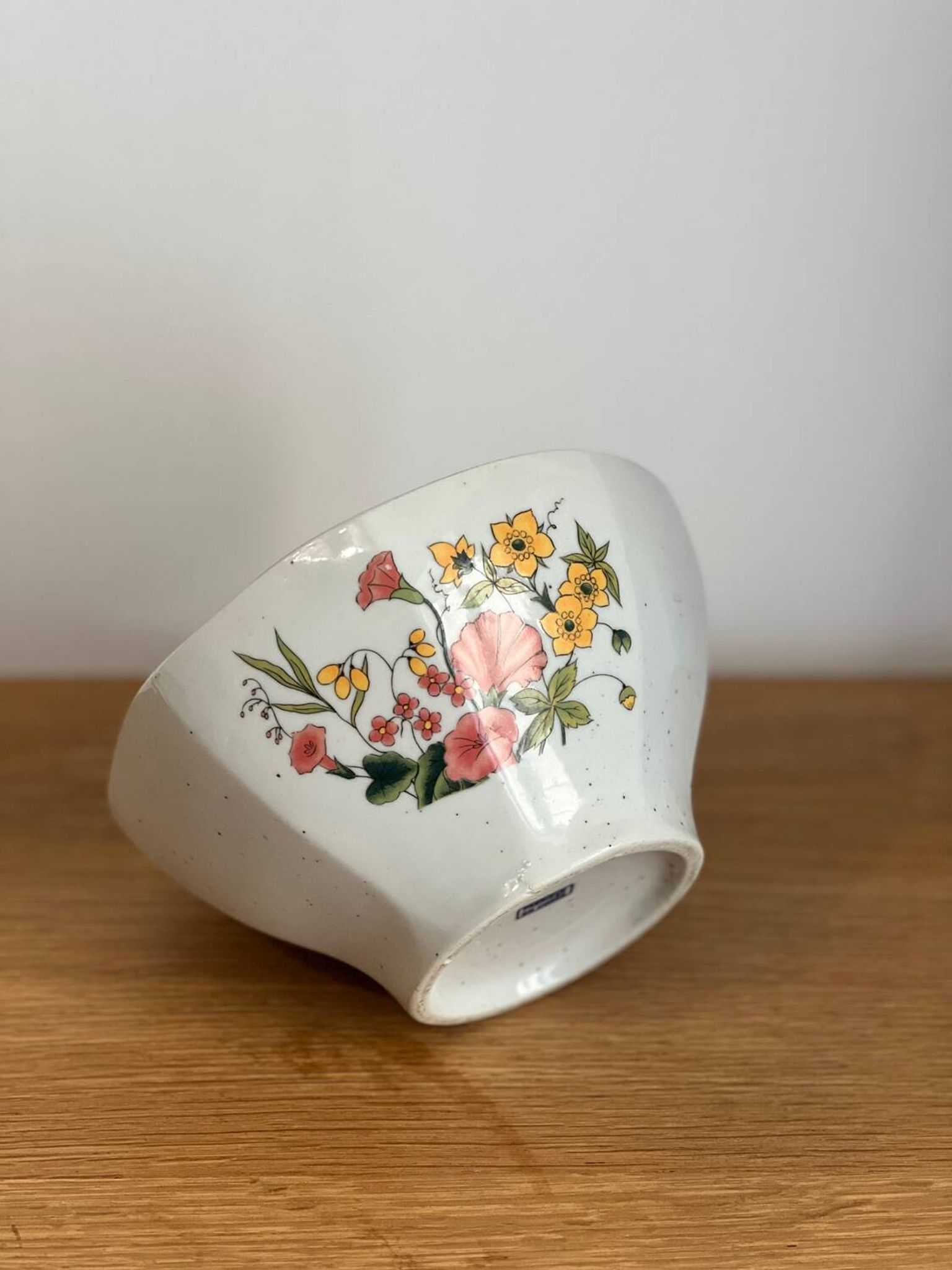 Vintage XXL bowl in speckled glazed stoneware 1980