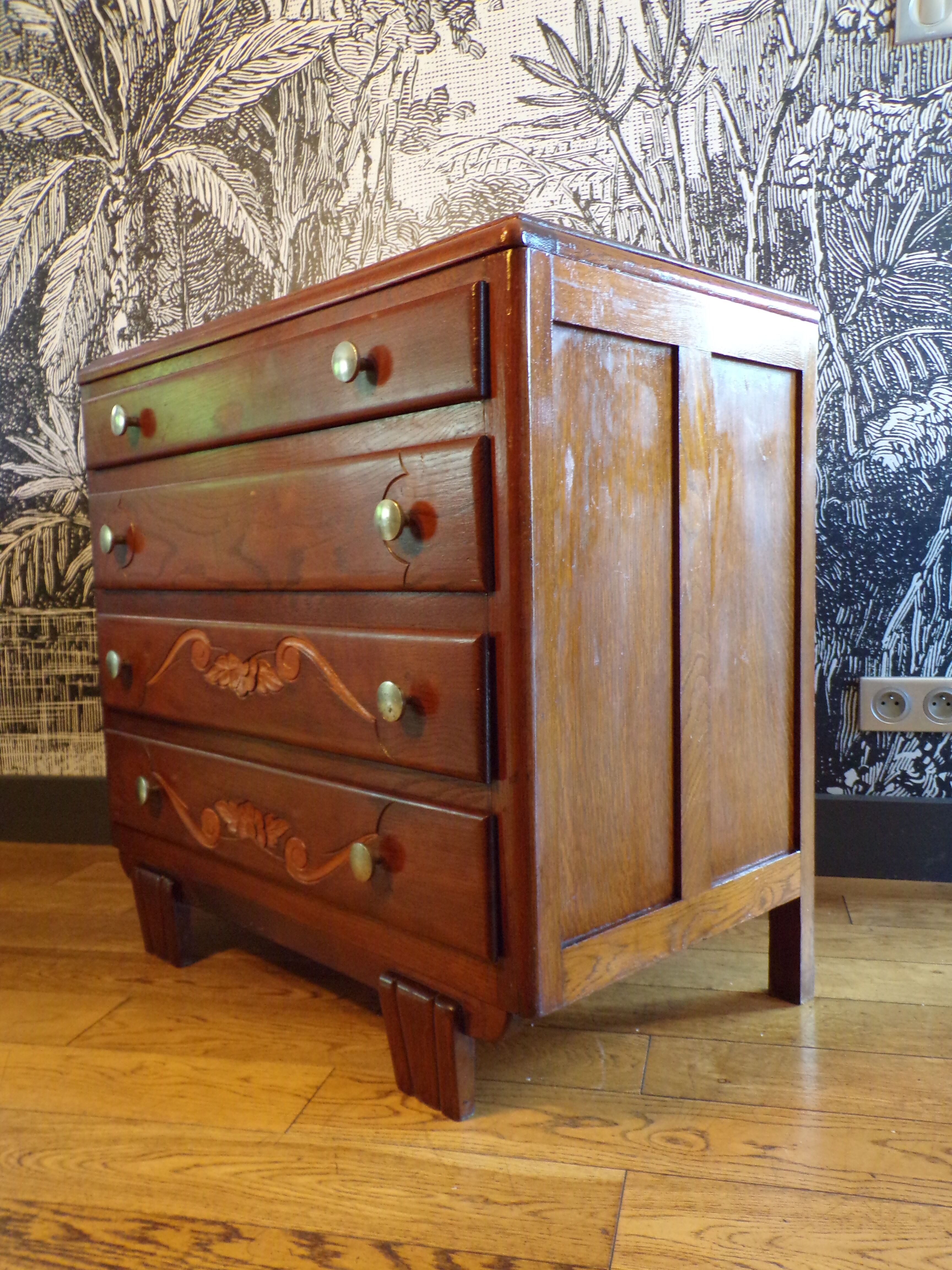 Commode 1930