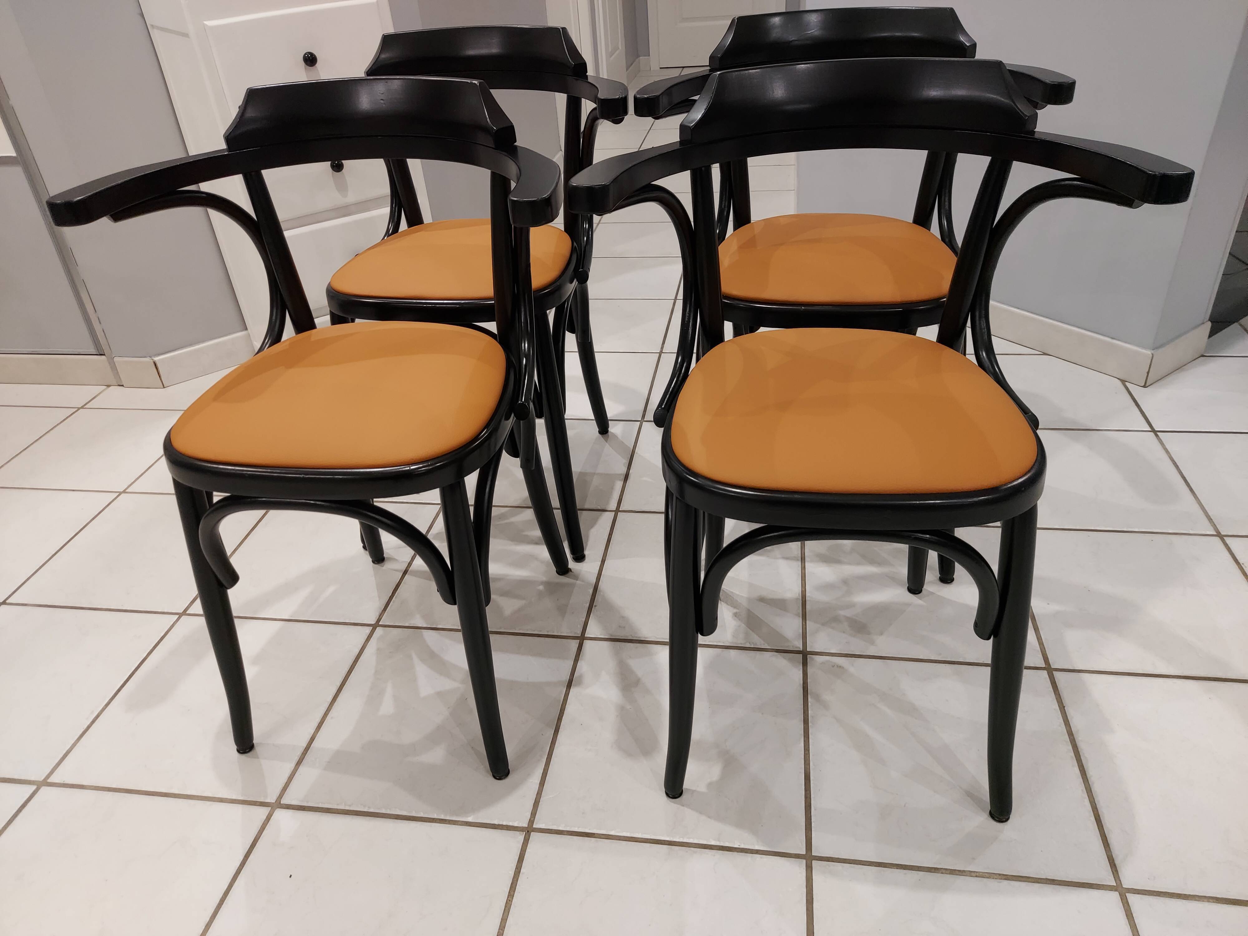 Suite of 4 chairs vintage bistrot 1960s