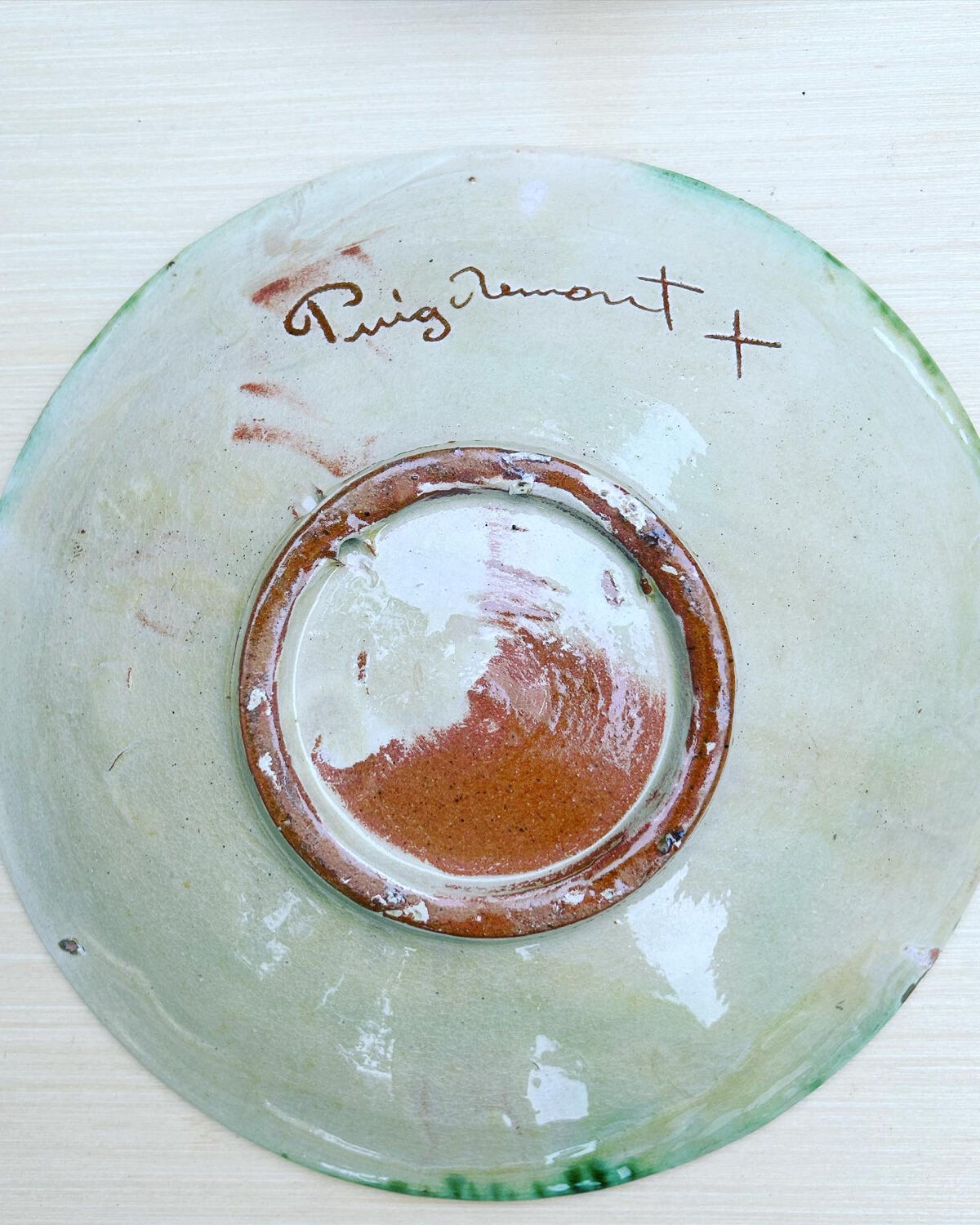 Puigdemont fish ceramic plate