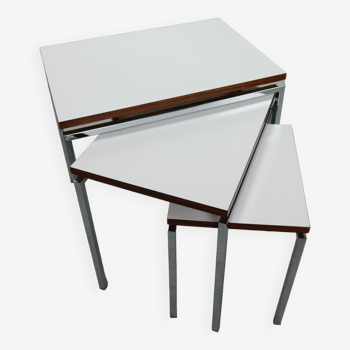 White Nesting Table Set with chrome frame and wood detail, 1970s