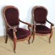 Paire de fauteuils cabriolet