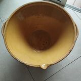 Gresale terracotta jar