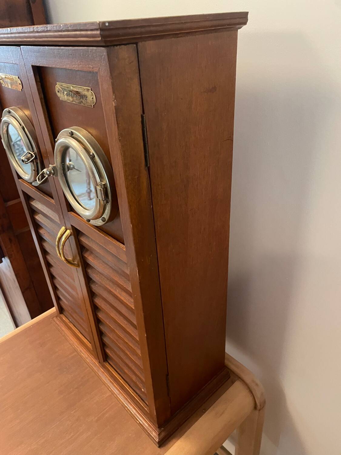Marine style shelf cabinet