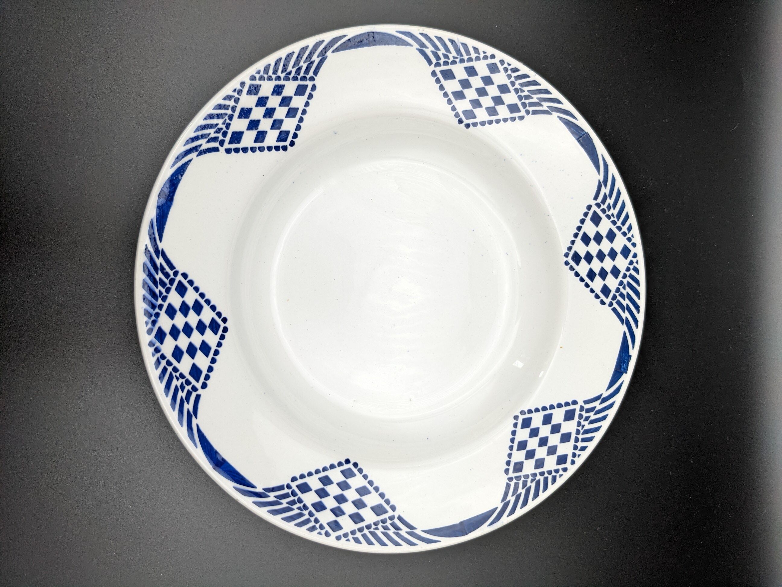 Set of 4 hollow plates Moulin des loups Orchies Hamage model Pantin vintage