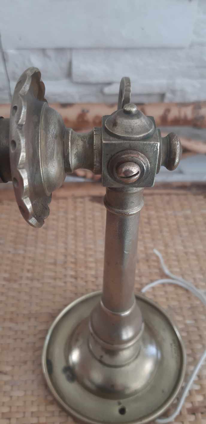 Bronze wall wall light