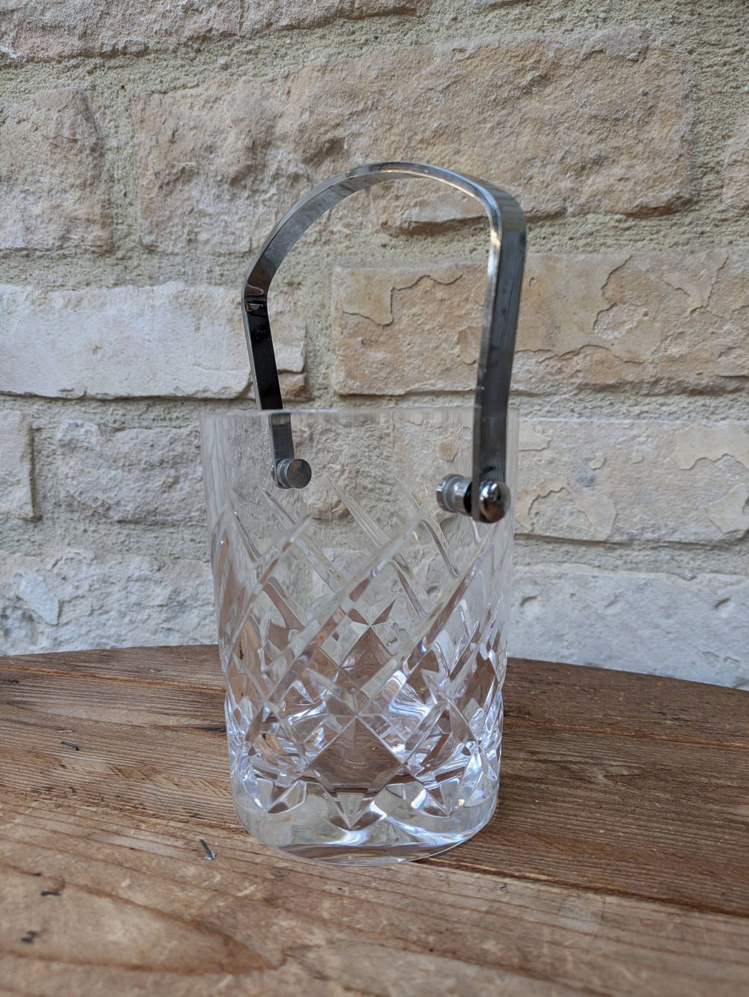 Seau à glaçons en cristal de Sèvres signé