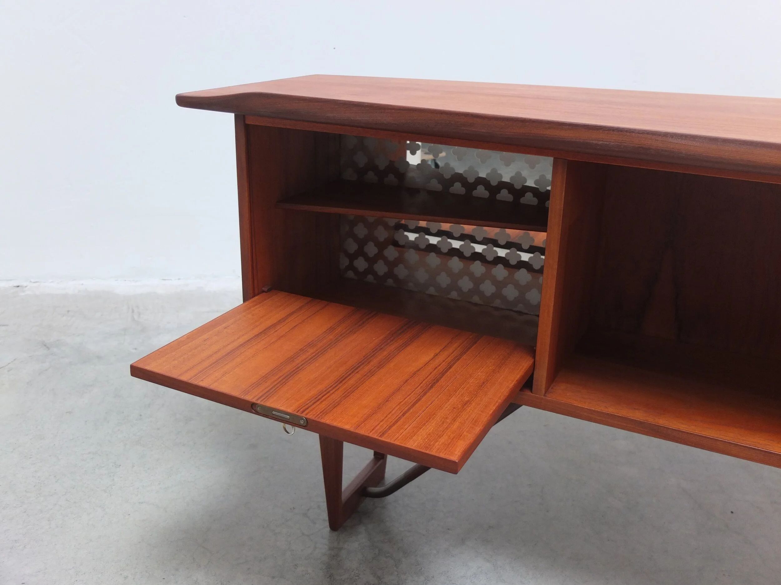 Freestanding 'Boomerang' desk in teak by Peter Løvig Nielsen, 1968