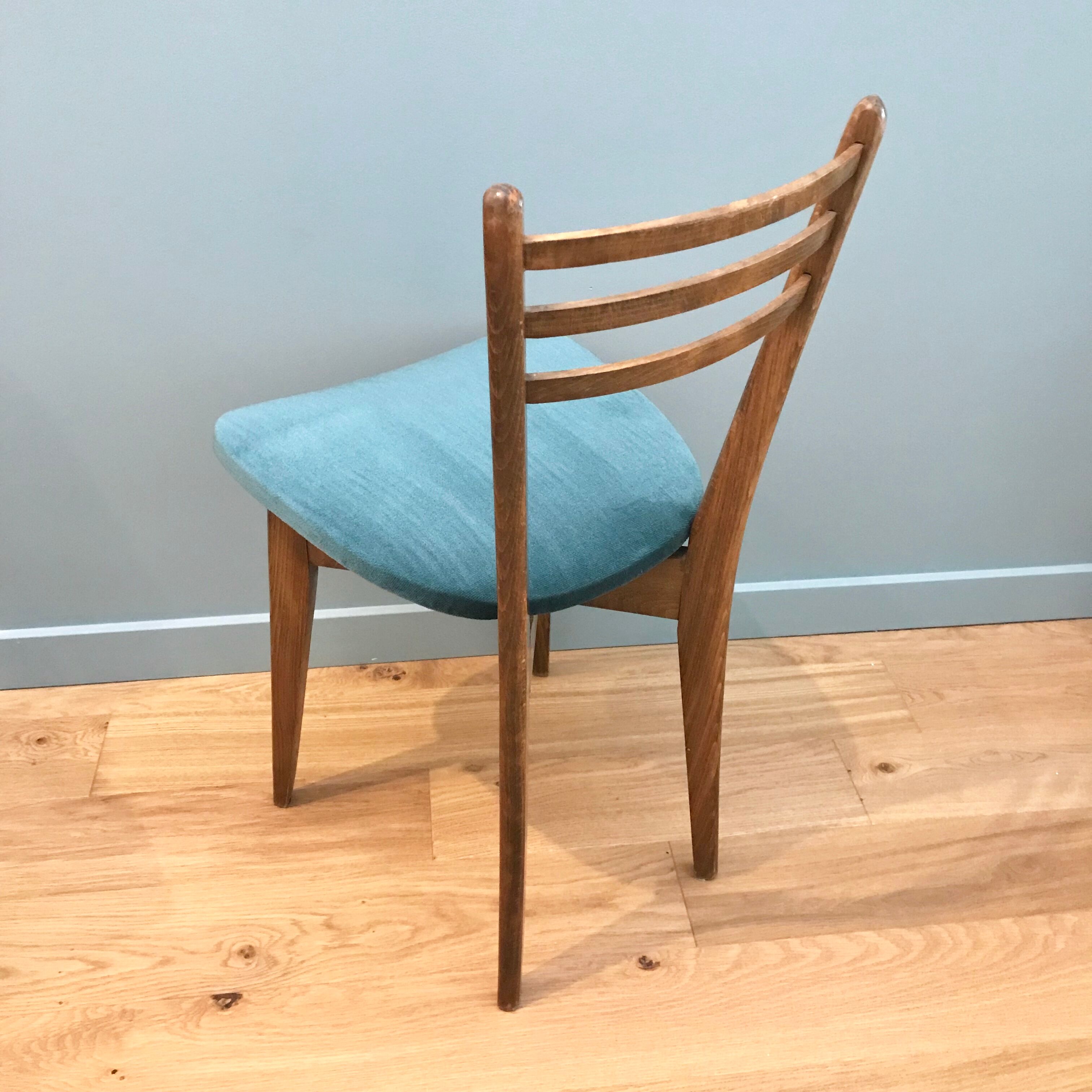 Chaise scandinave assise velours