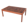 Grande table basse scandinave en marqueterie de bois debout