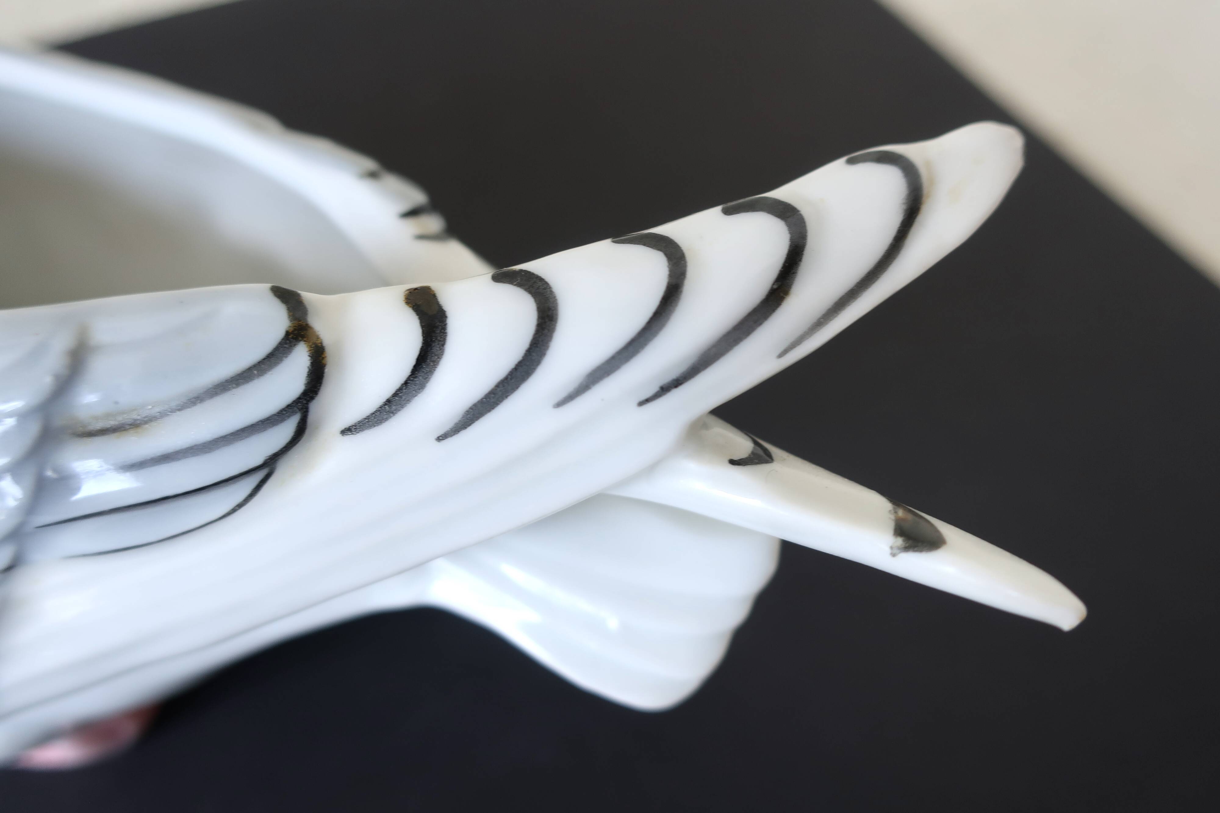 German Porcelain Seagull, 1930s Pocket Tray, Very Good Condition.