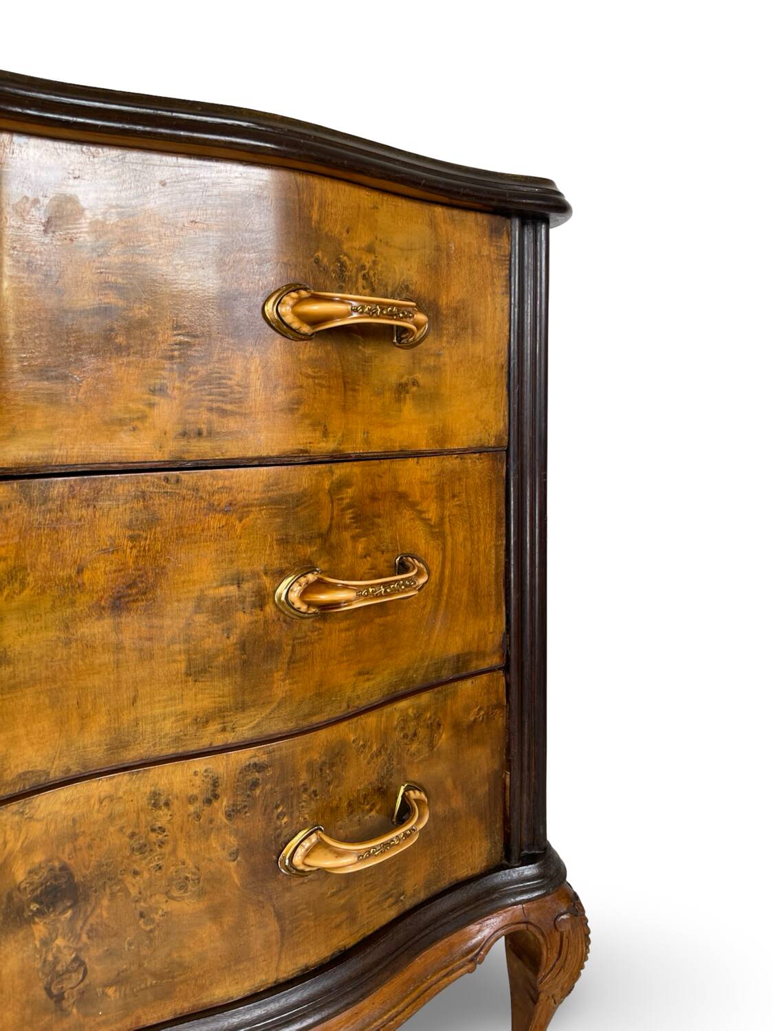 Commode italienne Art déco en loupe de noyer, années 1940-50