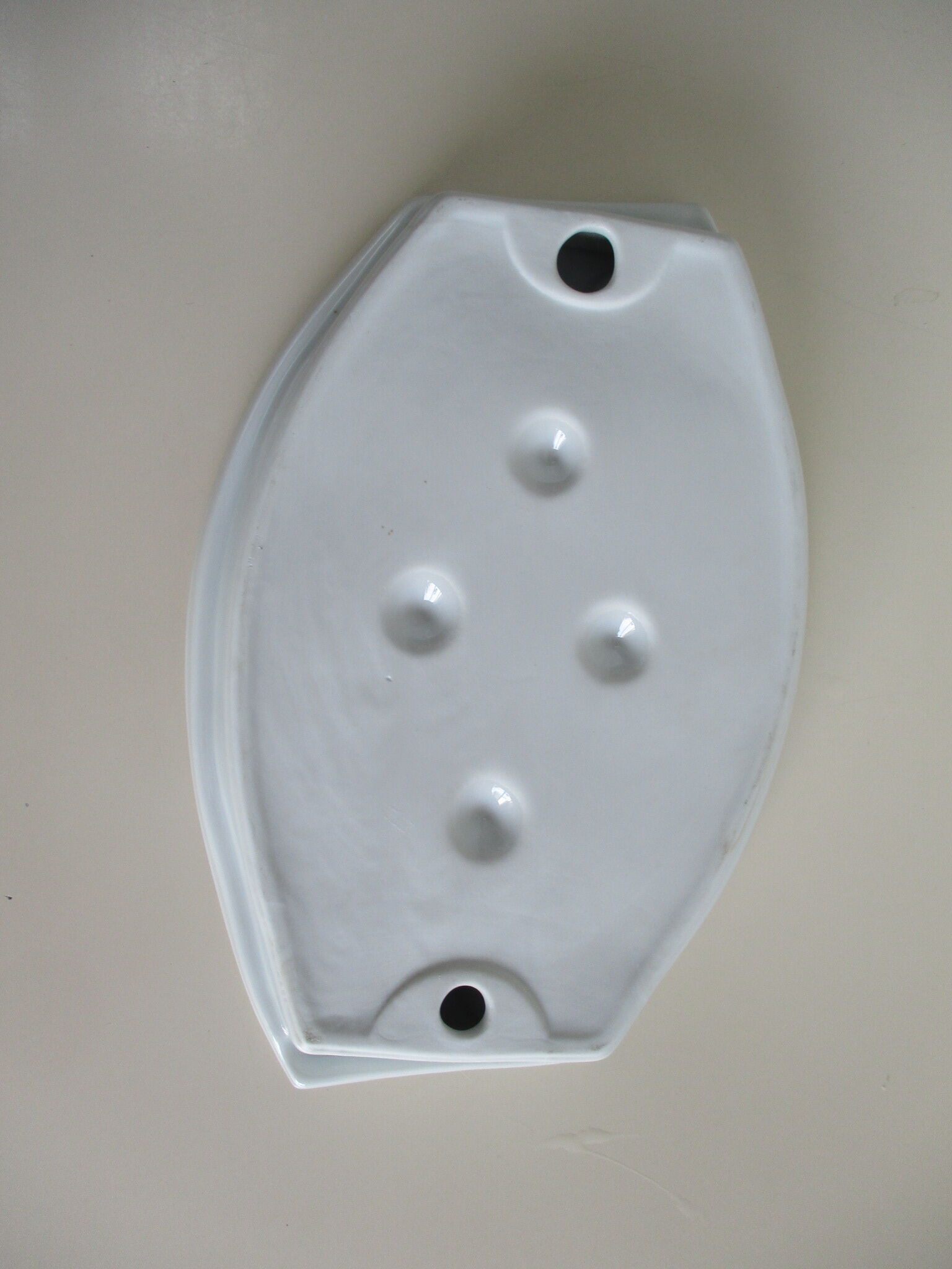White porcelain snail dish