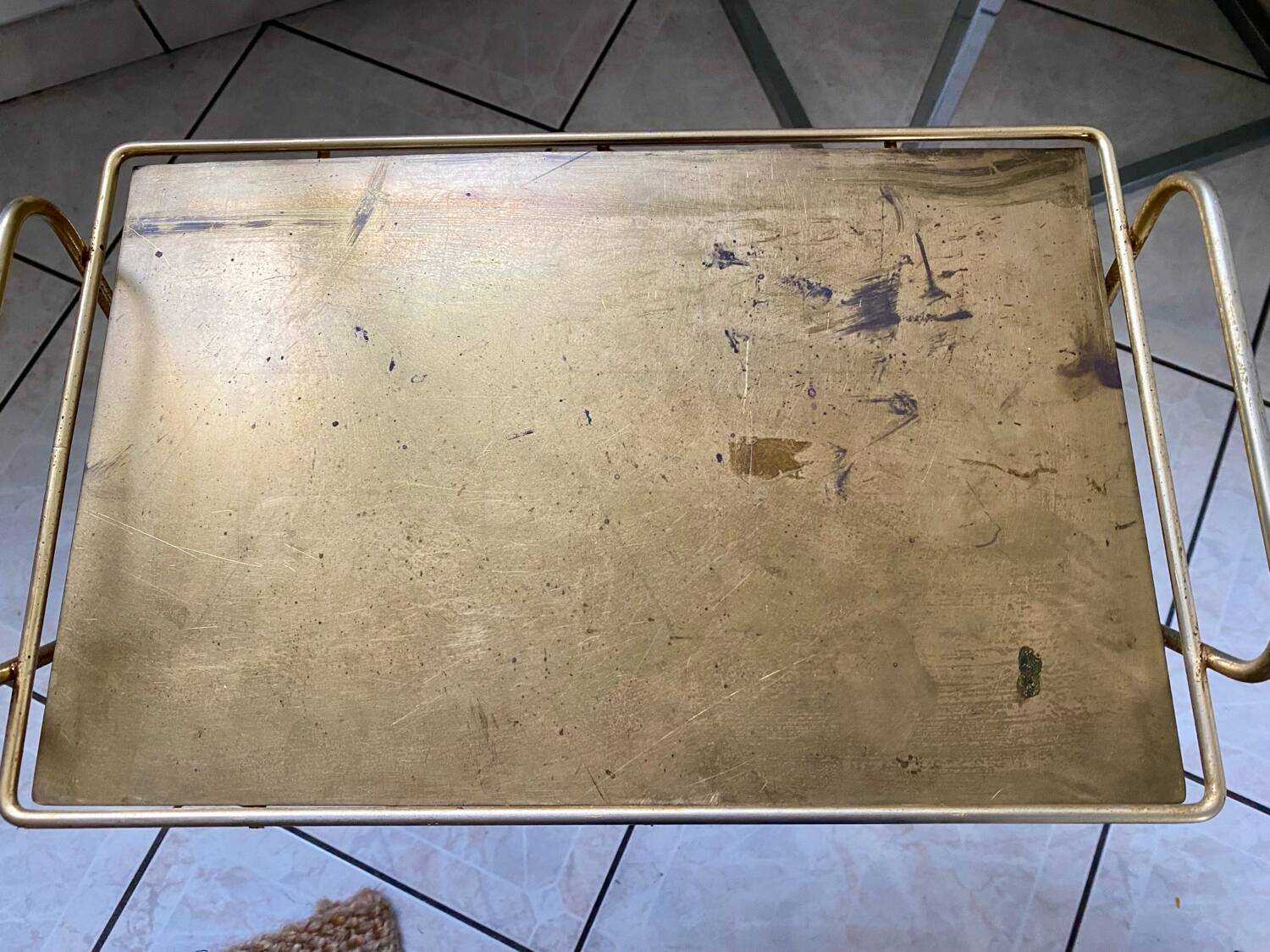 Vintage 1960s brass side table/magazine rack