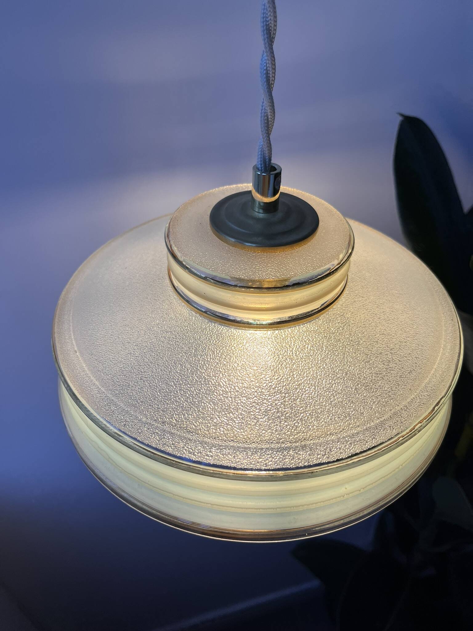 Pendant light in green granite glass with dome from the 1930s - 4 copies in stock