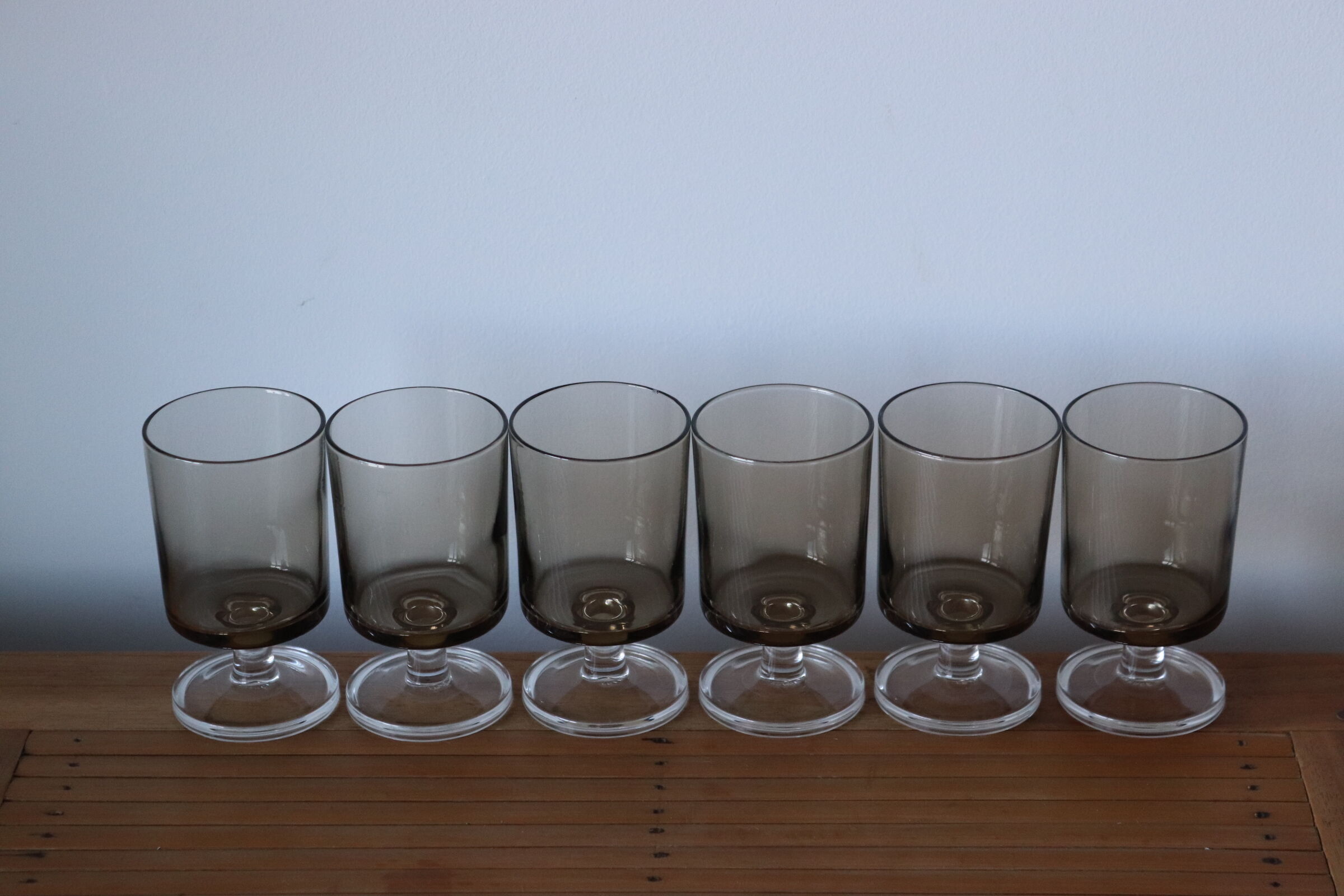 Set de 6 verres à pied fumés Luminarc