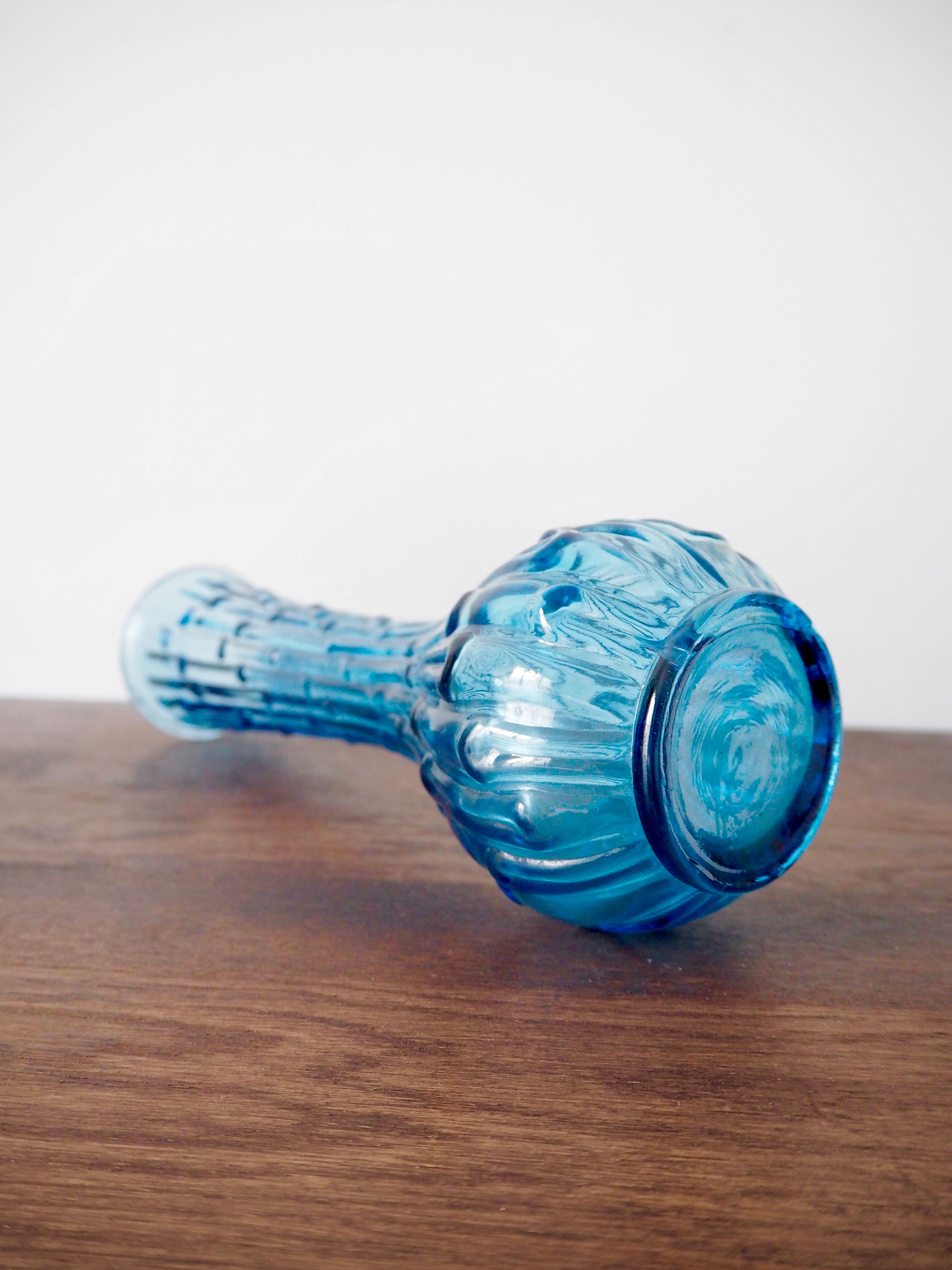 Blue glass vase Empoli style