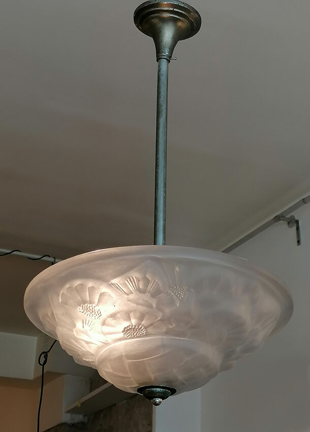 Washbasin pendant light in frosted glass and chrome, 1940-50