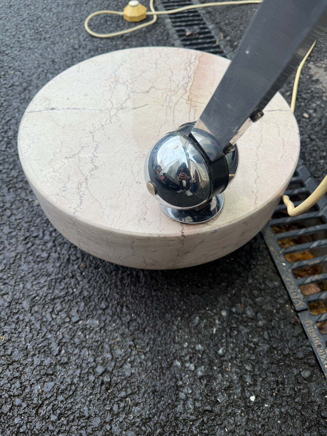 Arc floor lamp by Harvey Guzzini, 1970