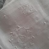 Tablecloth and 12 lined towels