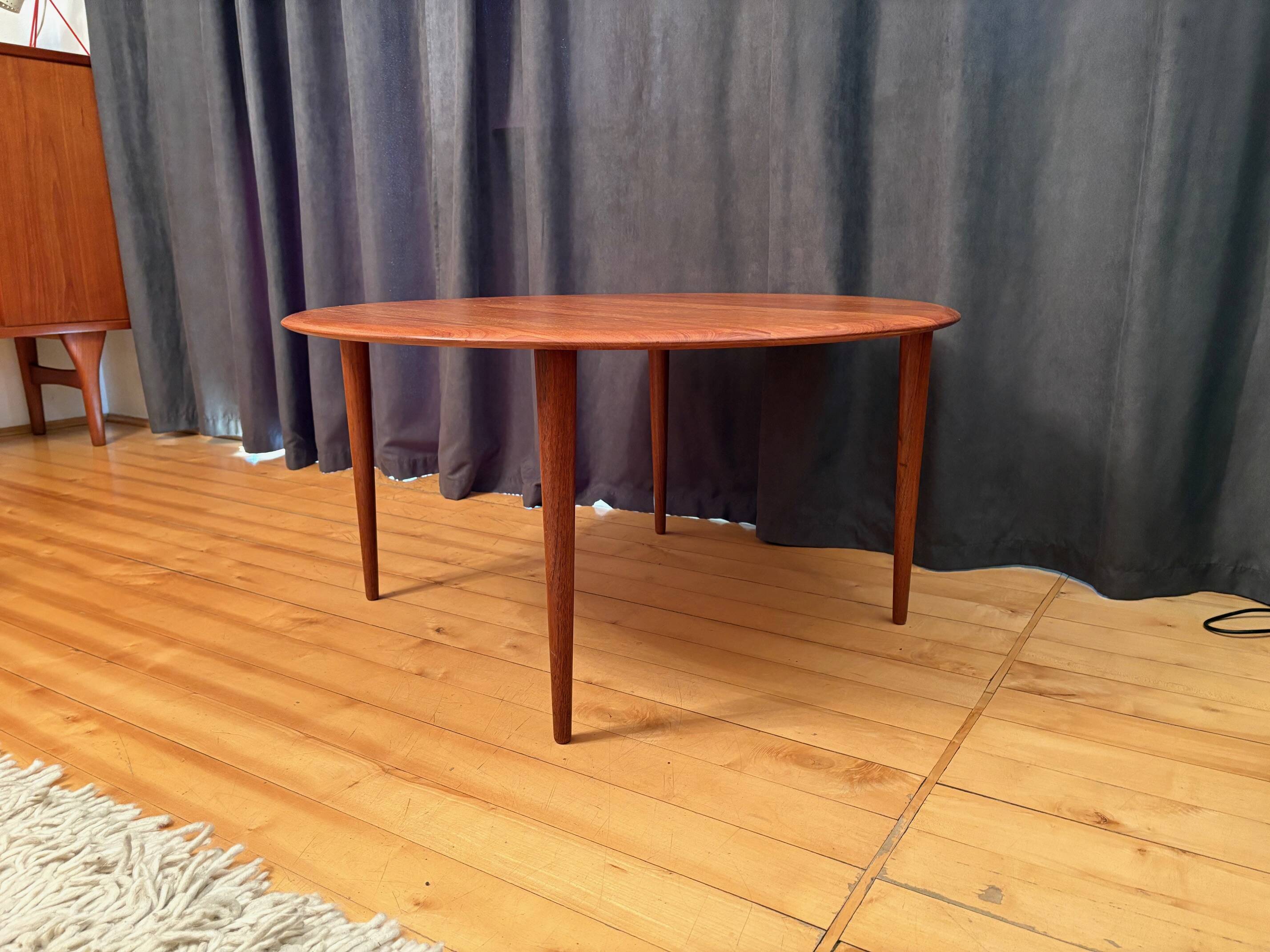 Coffee table designed by Peter Hvidt & Orla Mølgaard-Nielsen, France & Søn,