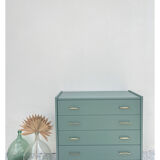 Vintage chest of drawers