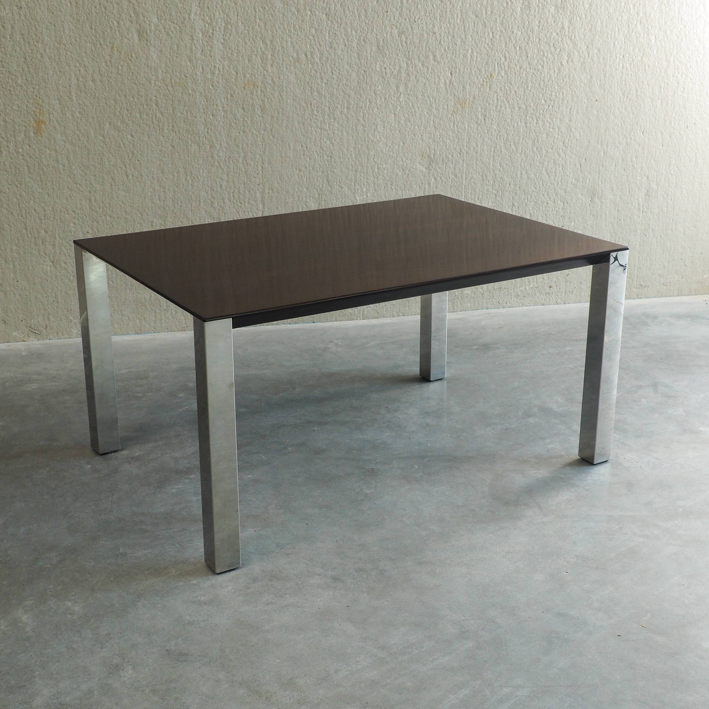 Dining table by Giovanni Offredi for Saporiti