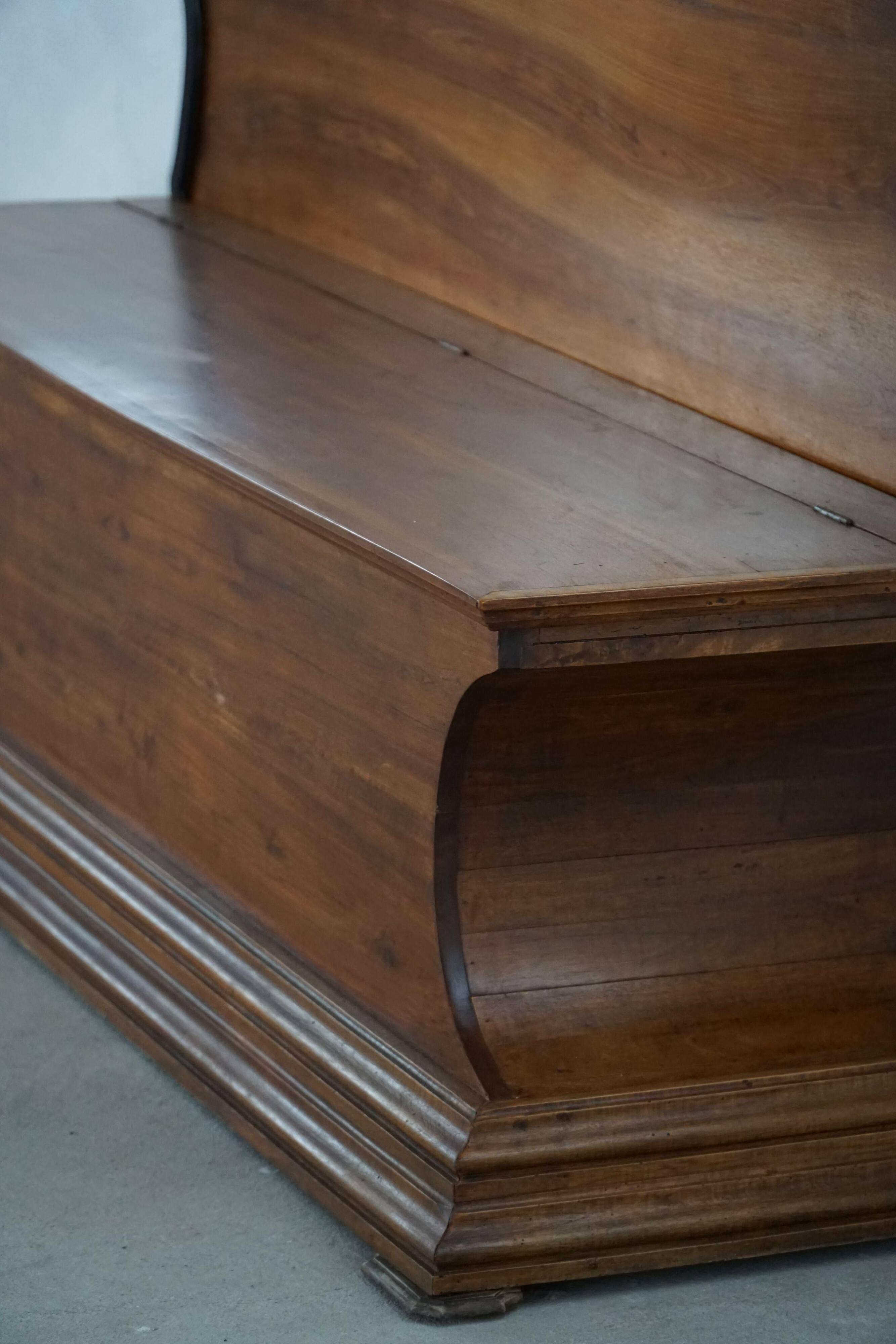 20th-century Art Deco storage bench in walnut, by a Danish cabinetmaker.