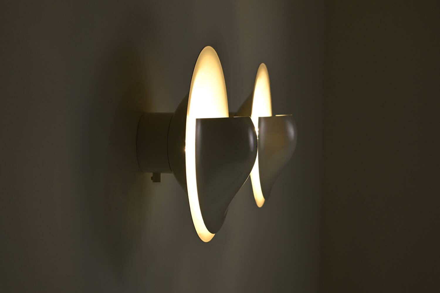 Disc wall lamps C-1558 by Raak, 1980s The Netherlands.