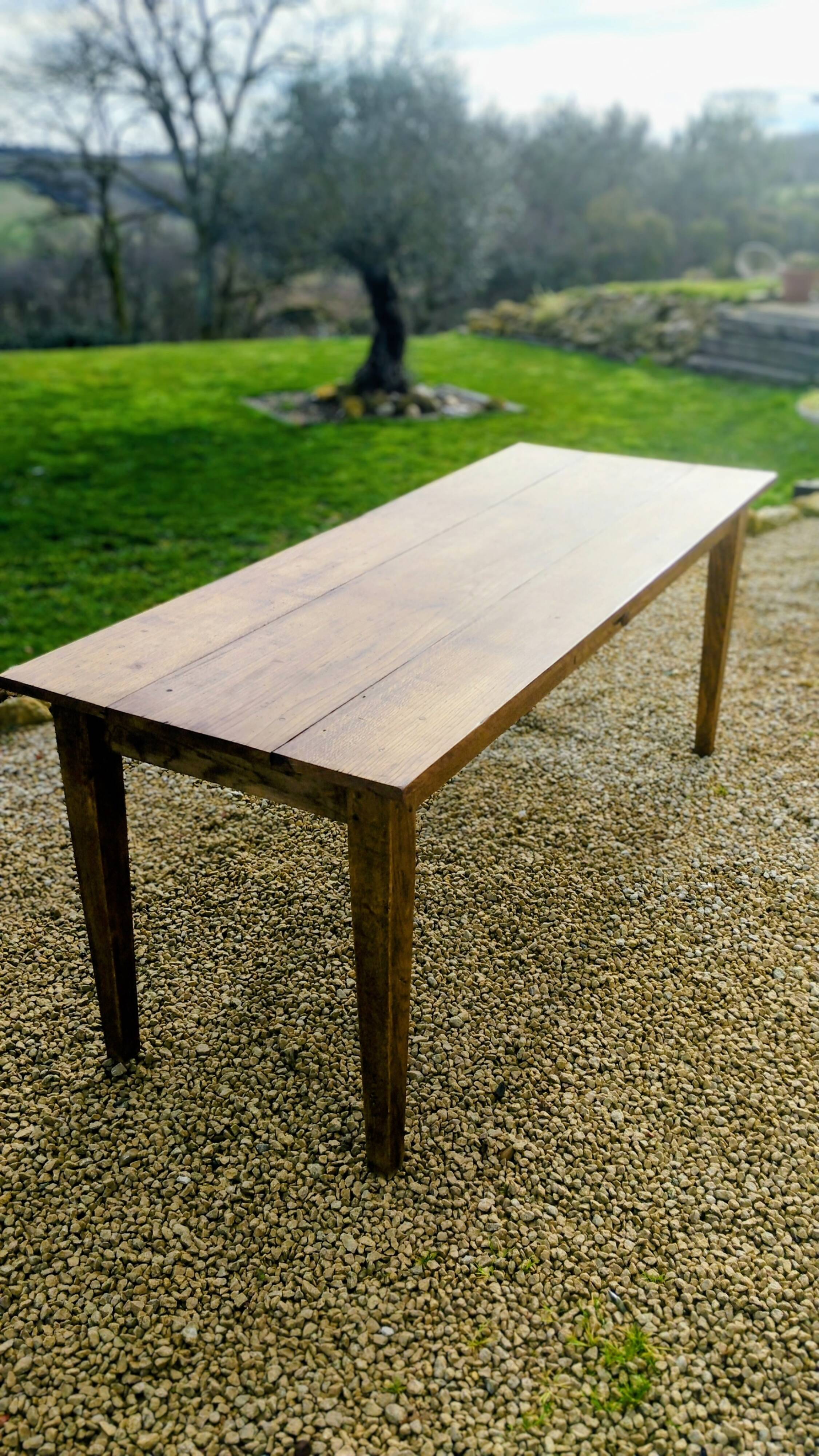 Farm table in sold oak