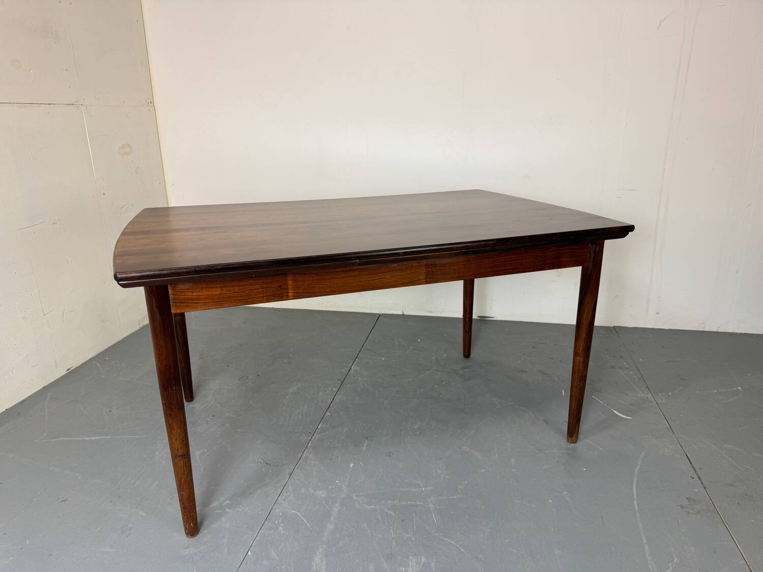 Table à manger extensible en palissandre moderniste du milieu du siècle, Danemark, années 1950