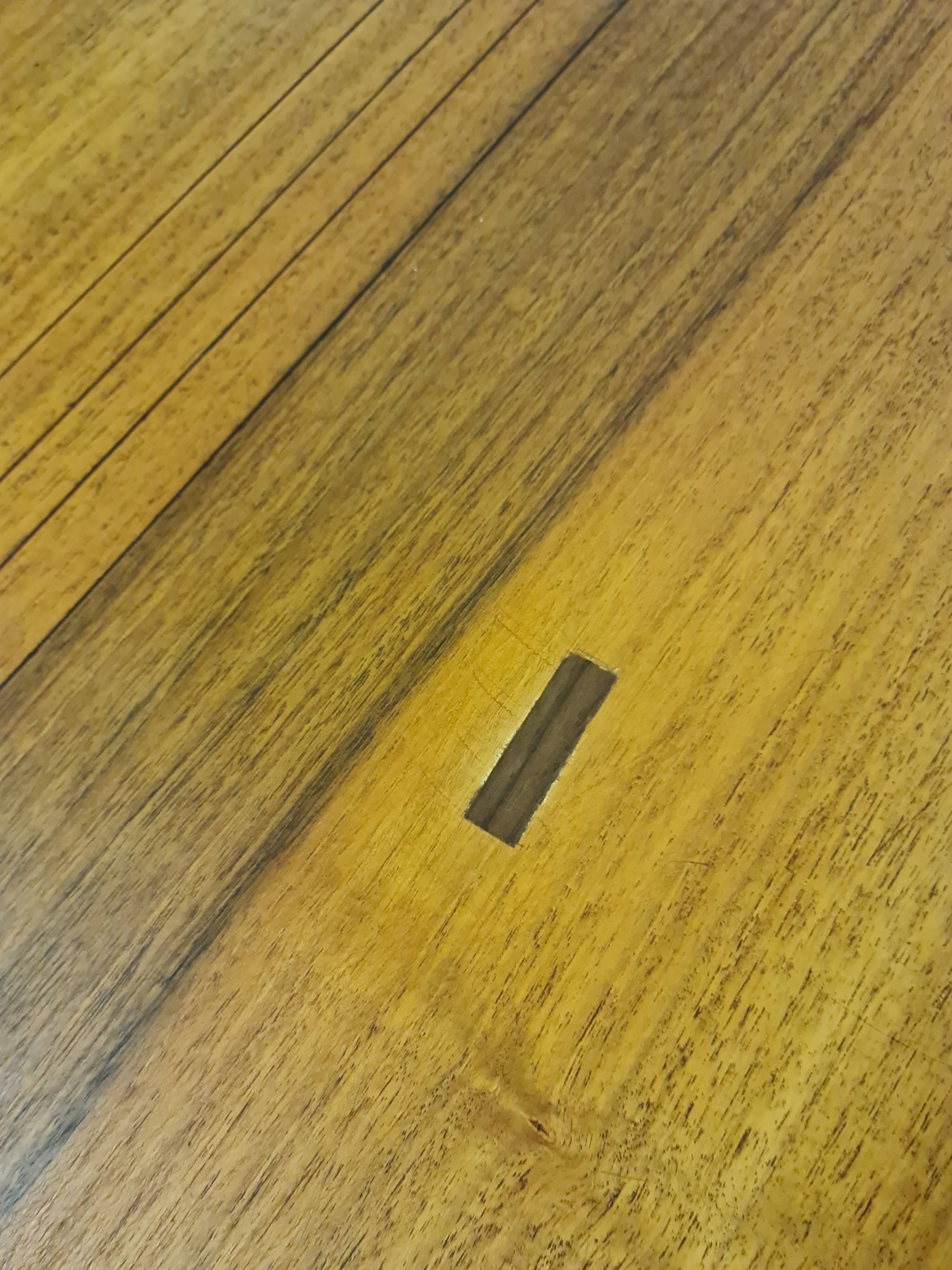 Table et chaises en noyer par Antonio Virgilio pour Bernini Italie années 1970