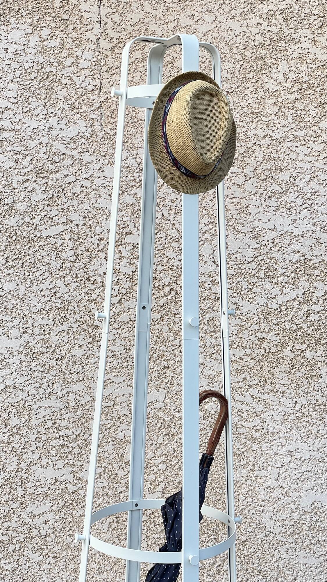 Portemanteau Ikea Vintage par Inma Bermudez