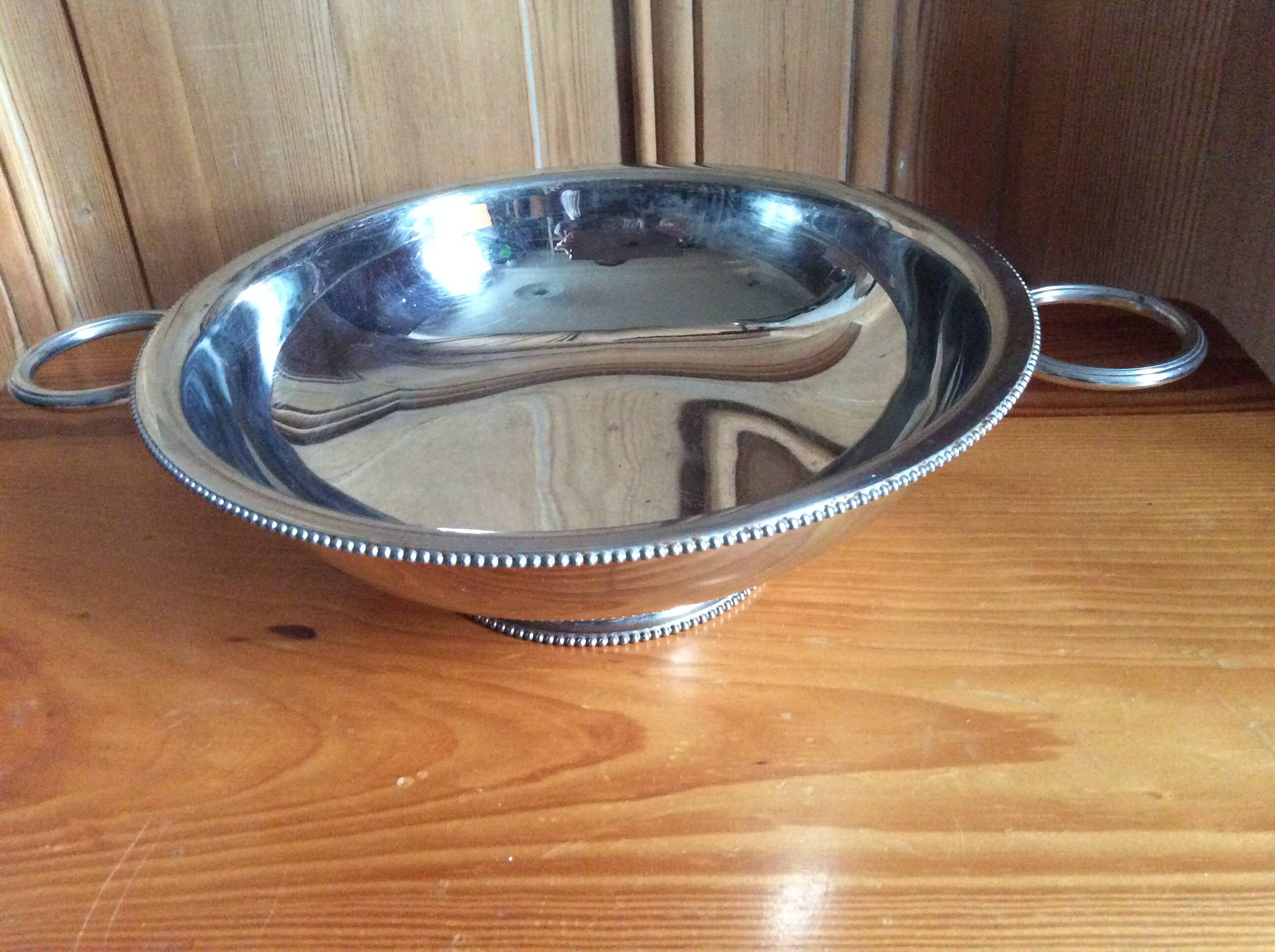 Stainless steel vegetable dish