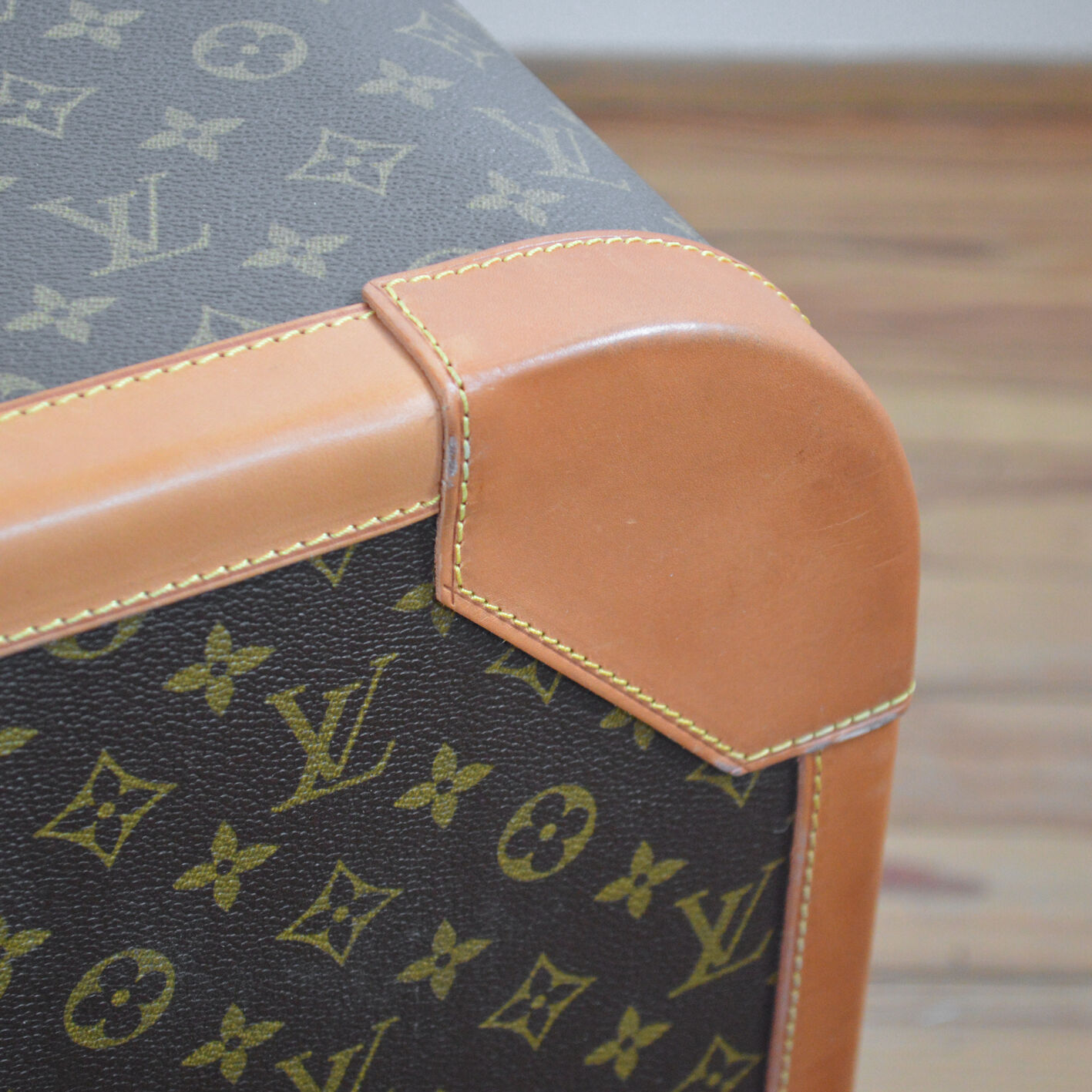 Louis Vuitton Stratos 80 suitcase