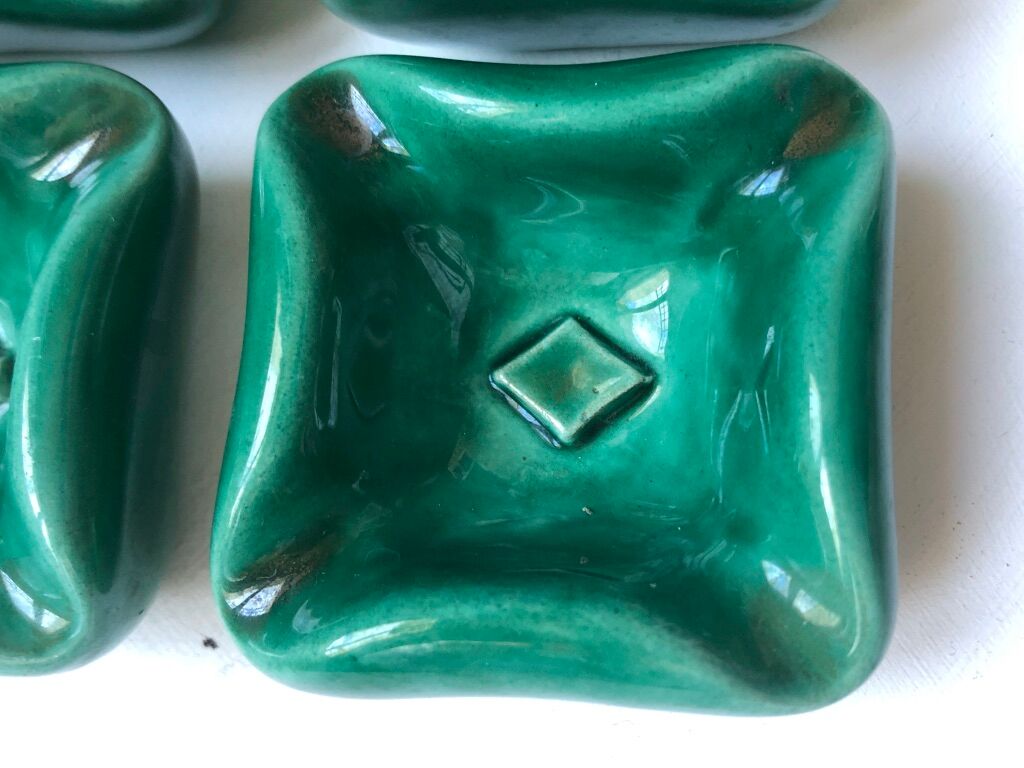 Set of 4 ceramics cups