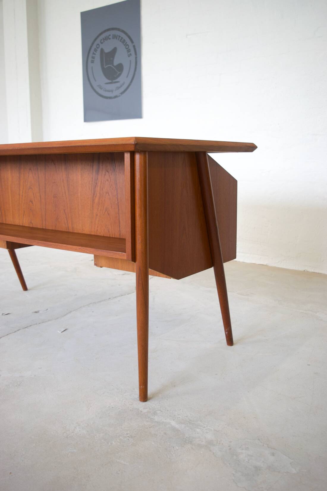 Vintage Teak desk by Gunner Nielsen for Tibergaard