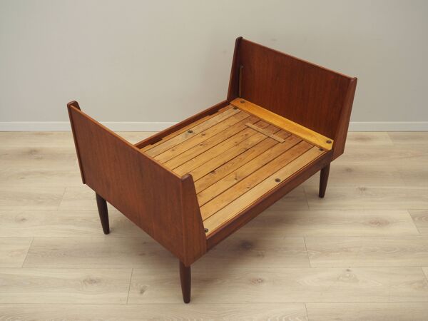 Lit en teck, design danois, années 1970, fabriqué au Danemark
