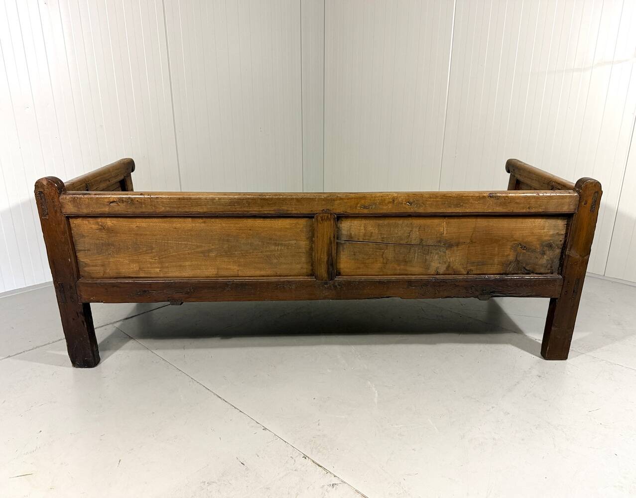 Rustic Spanish sofa bed from the 1880s.