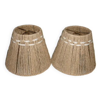 Pair of small clip-on lampshades in jute and cotton thread