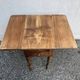 Table d'appoint, de toilette ancienne en bois