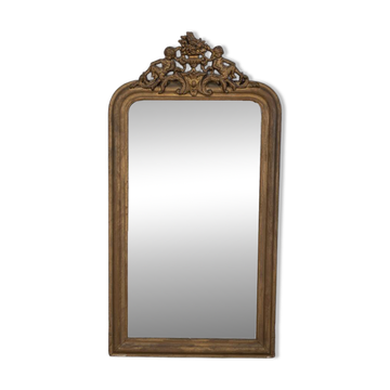 MIROIR MURAL EN BOIS DORÉ DU DÉBUT DU XXE SIÈCLE, DÉCORÉ DANS LE STYLE BAROQUE