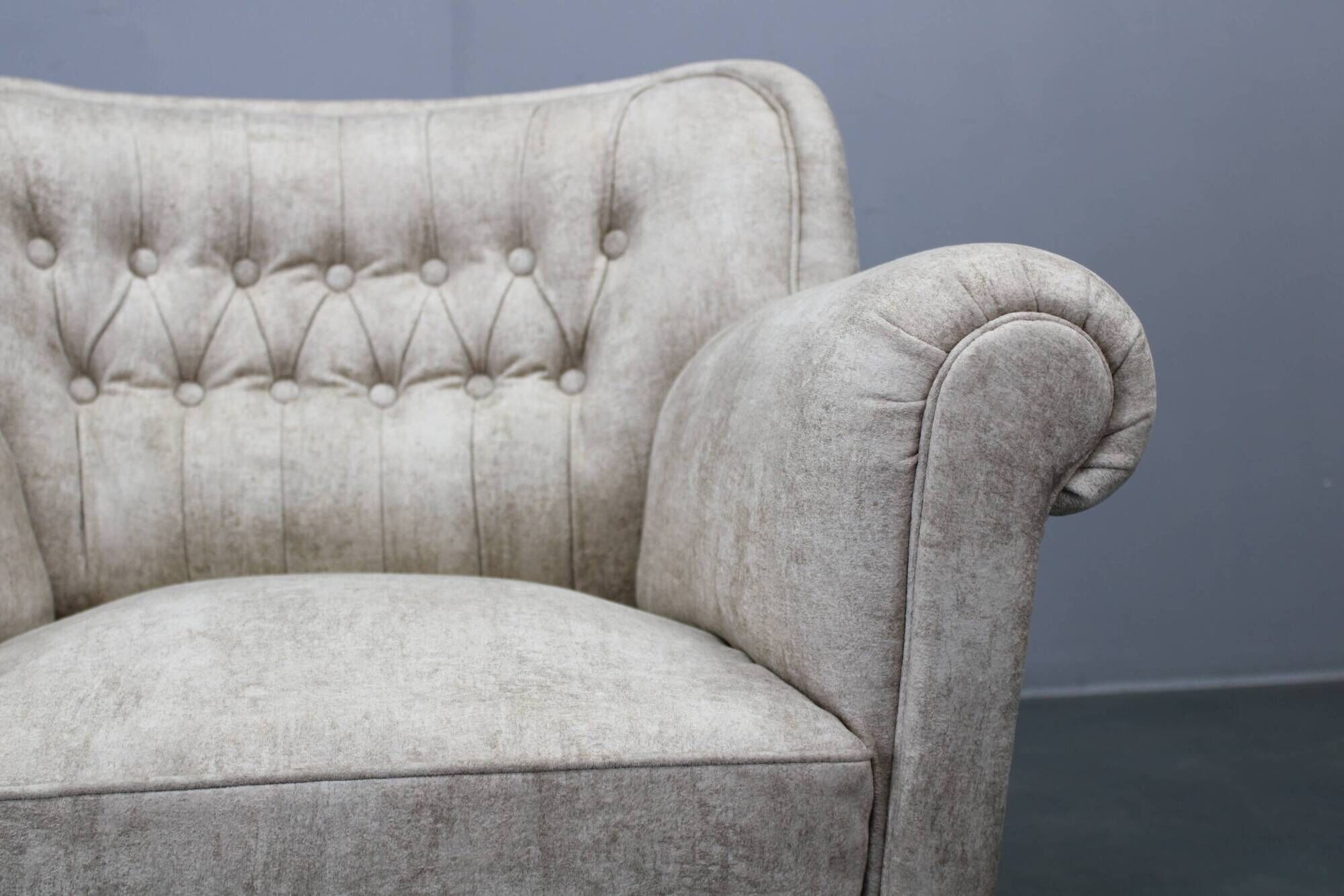 Pair of Art Deco club armchairs, Czechoslovakia, 1940s