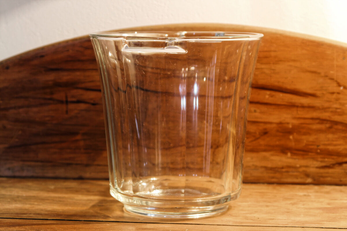 Transparent glass champagne bucket