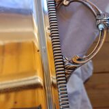 Grand Plateau de service de forme en métal plaqué argent, mouluré et ciselé