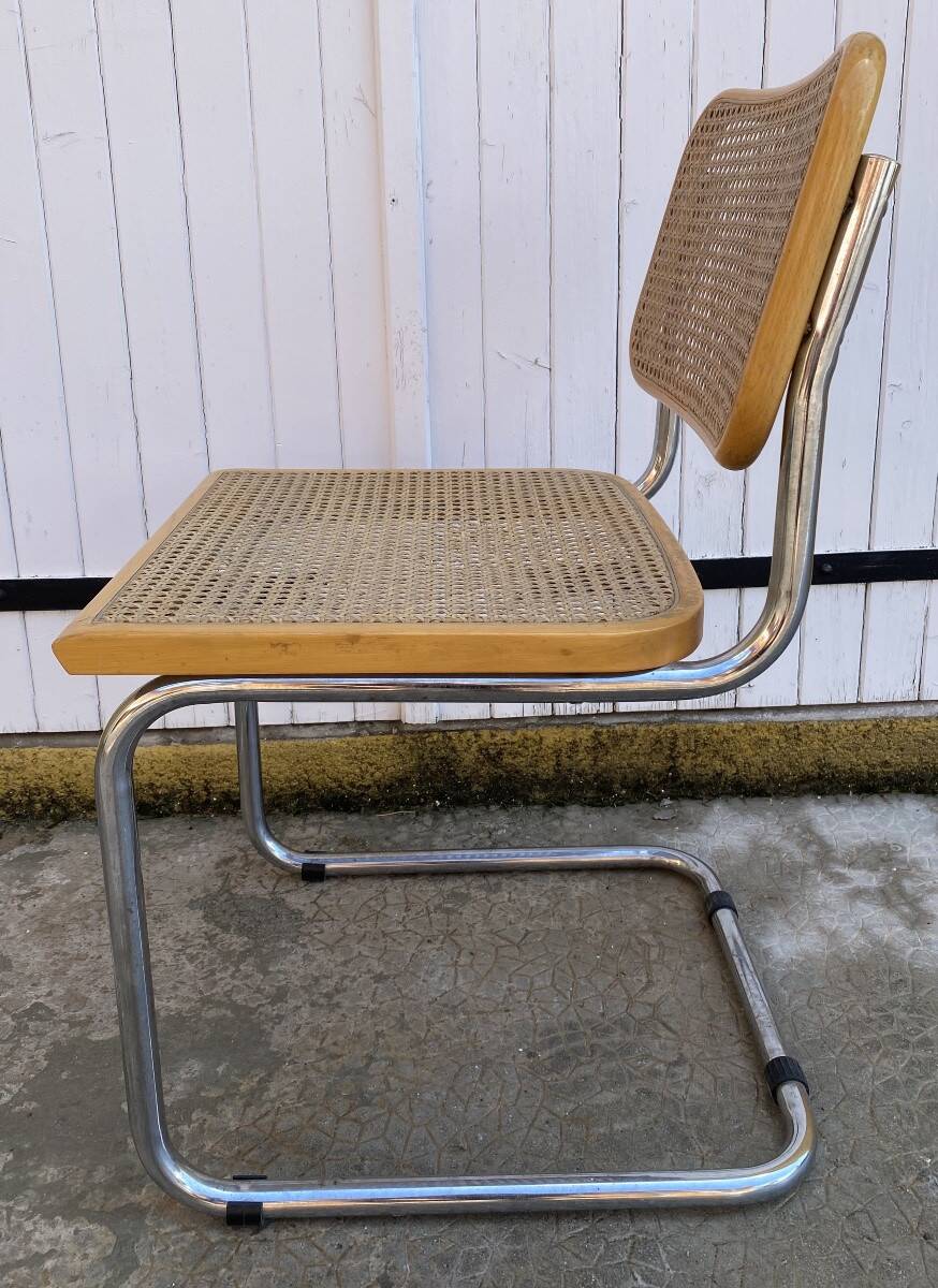 Chaise modèle B32 en cannage et acier chromé Marcel Breuer, ca 1970