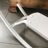Cheval à bascule en bois blanc